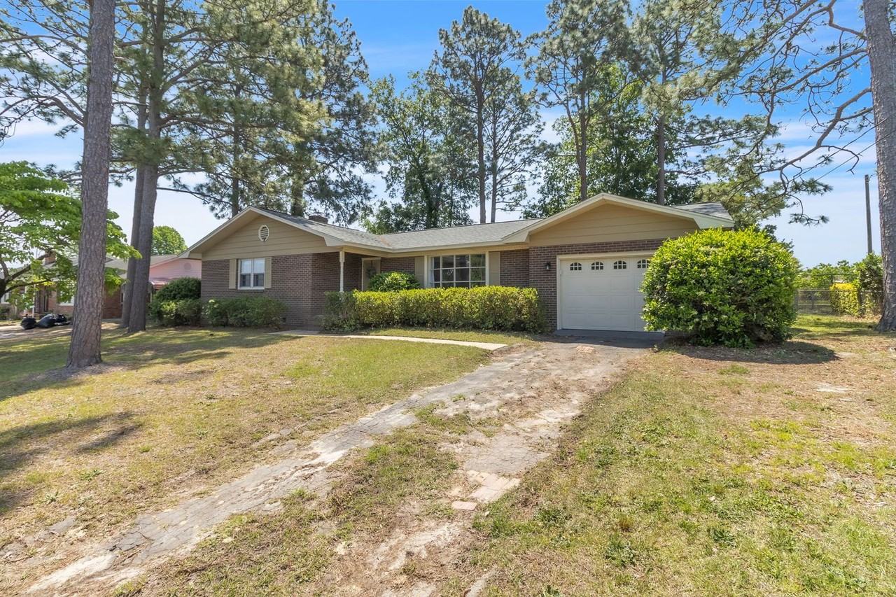 606 Dandridge Dr - Photo 2 of 28