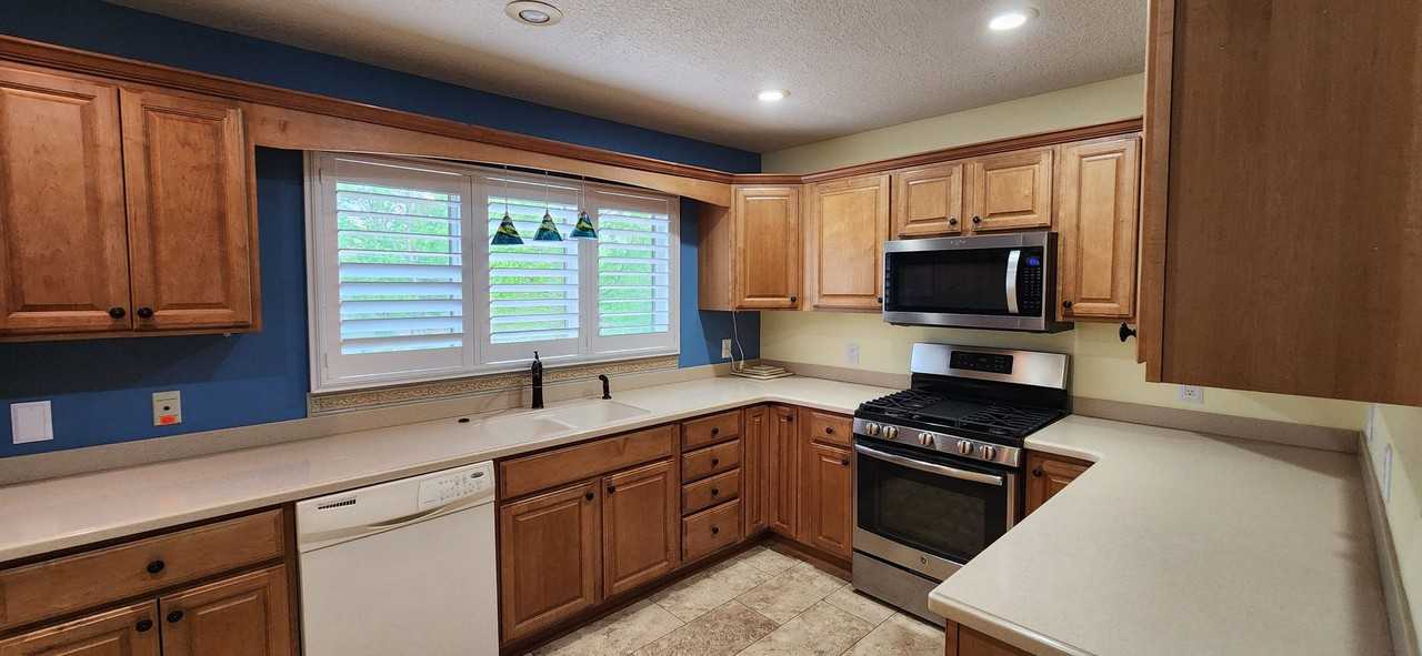 17 Marquette Ct - Photo 3 of 21