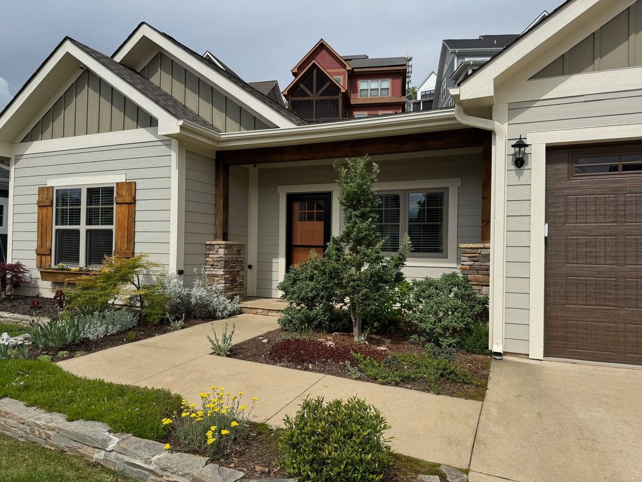 121 Chepstow Pl - Photo 2 of 48