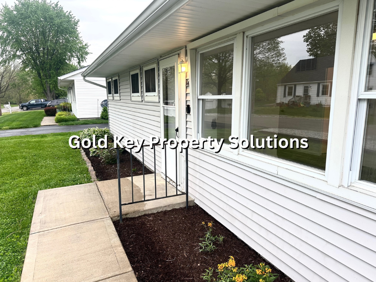 1428 N Ford St - Photo 3 of 17