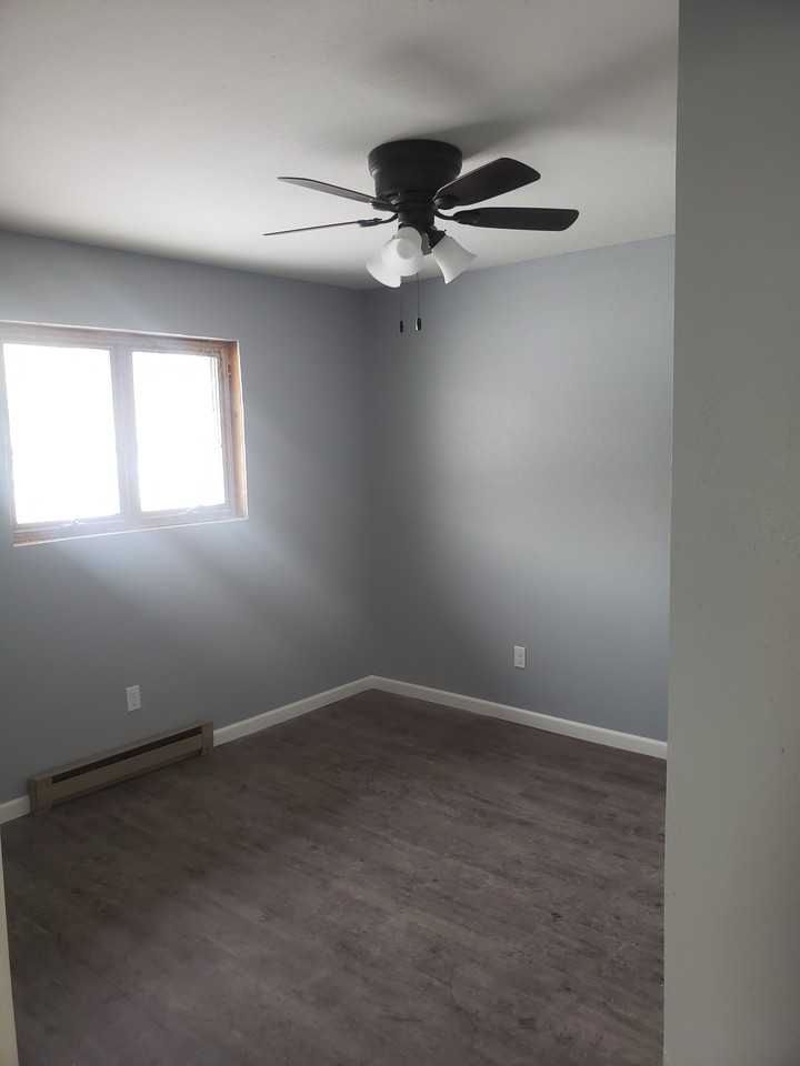 313 E 2nd St #9 - Photo 3 of 8