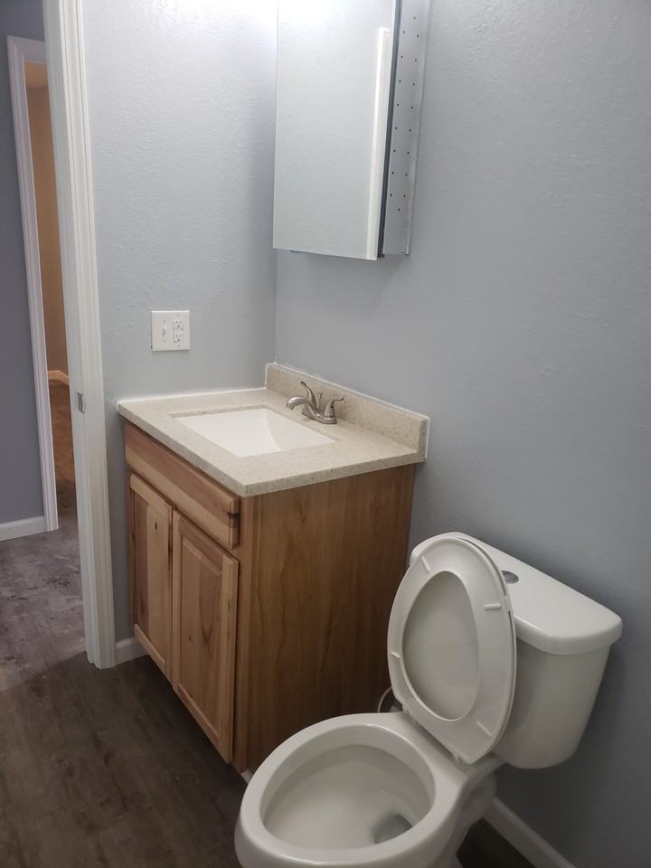 313 E 2nd St #9 - Photo 7 of 8