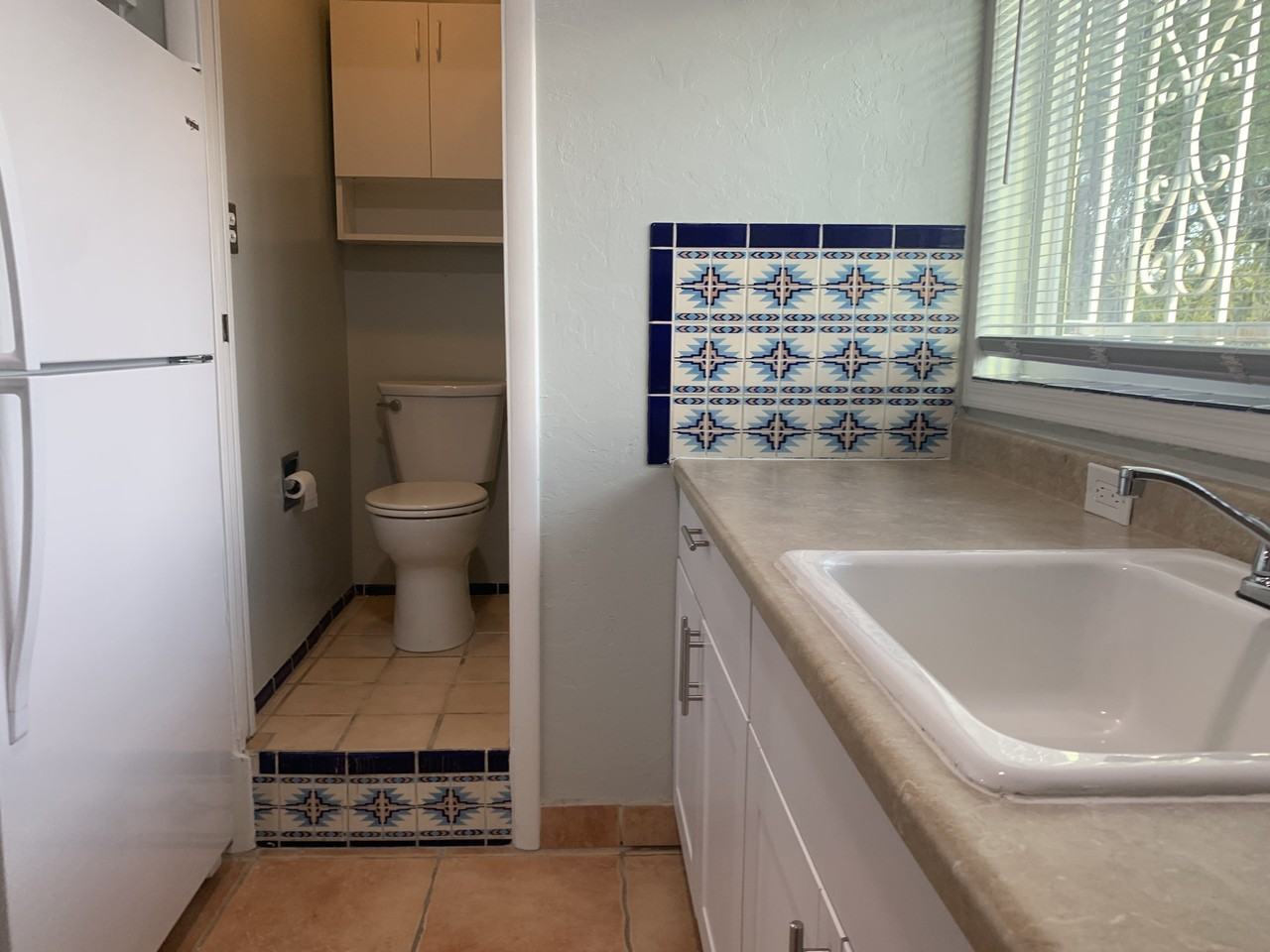 2549 E Glenn St #NA - Photo 4 of 5