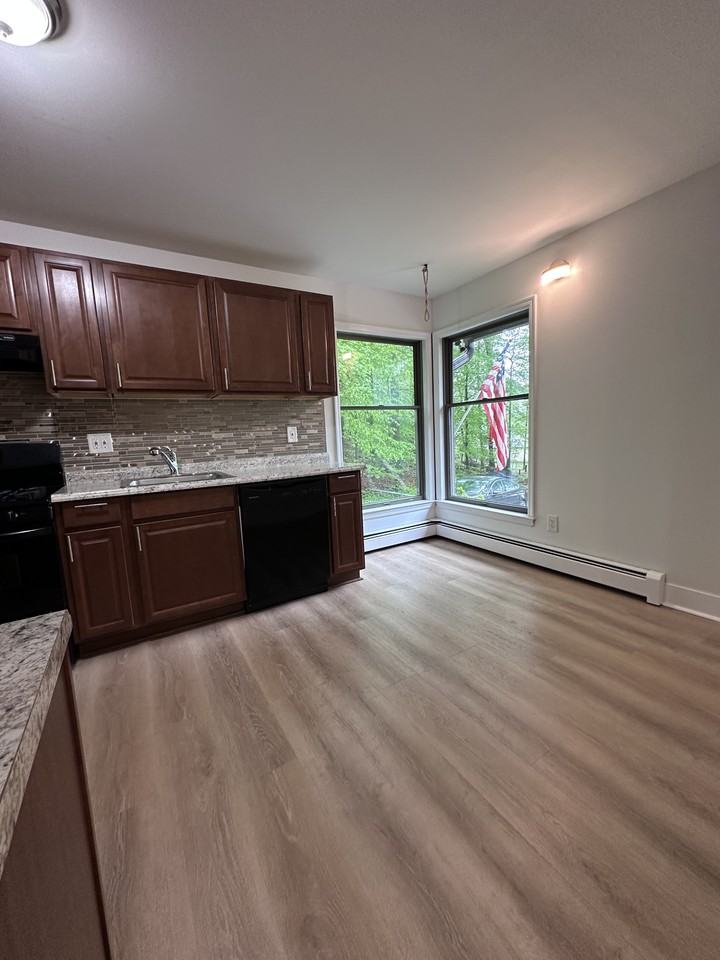 84 Oak Hill Rd #NA - Photo 2 of 15