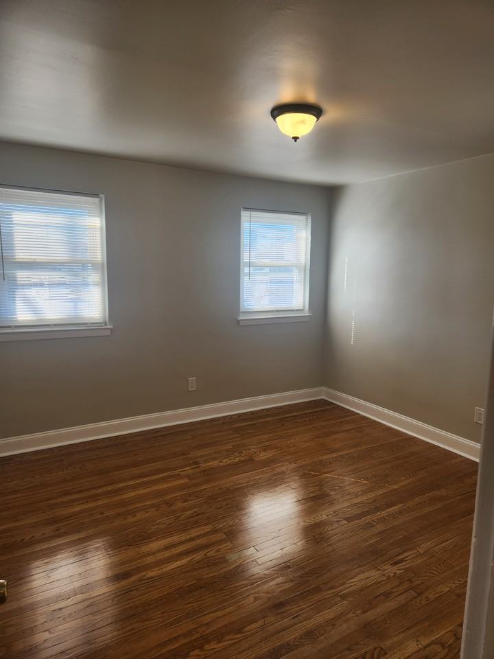521 Donna Cir #2ndFLB - Photo 2 of 12