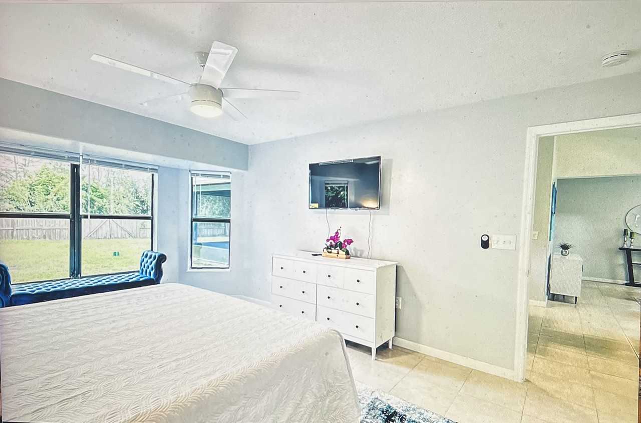 127 Memory Ln Ne #NA - Photo 2 of 26