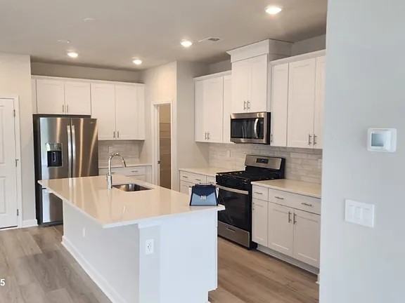 5009 Riverton Ct #NA - Photo 4 of 25