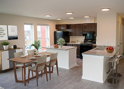 Renaissance Row - Photo 2 of 24