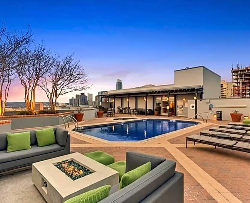 54 Rainey Street #1-2325 - Photo 4 of 9