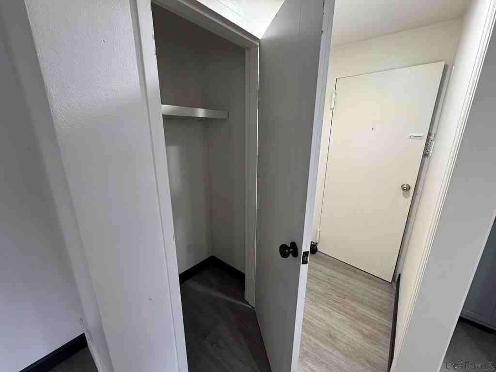 1201 Heeney Ave - Photo 5 of 19