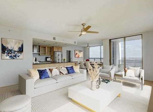 300 Bowie Street #3678