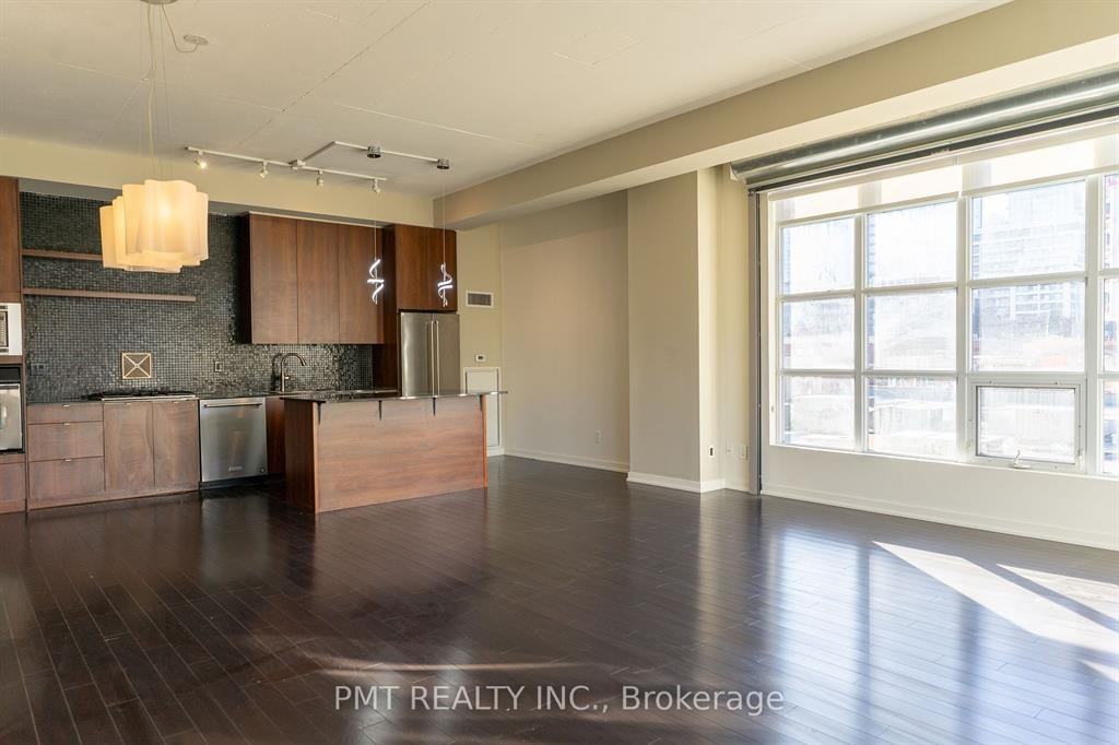 19 Brant Street #504 - Photo 2 of 17