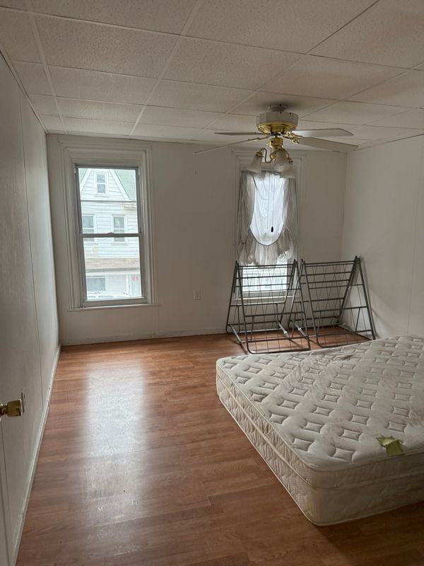 713 W Laurel Blvd - Photo 2 of 7