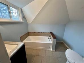 238 Pearl St - Photo 2 of 11