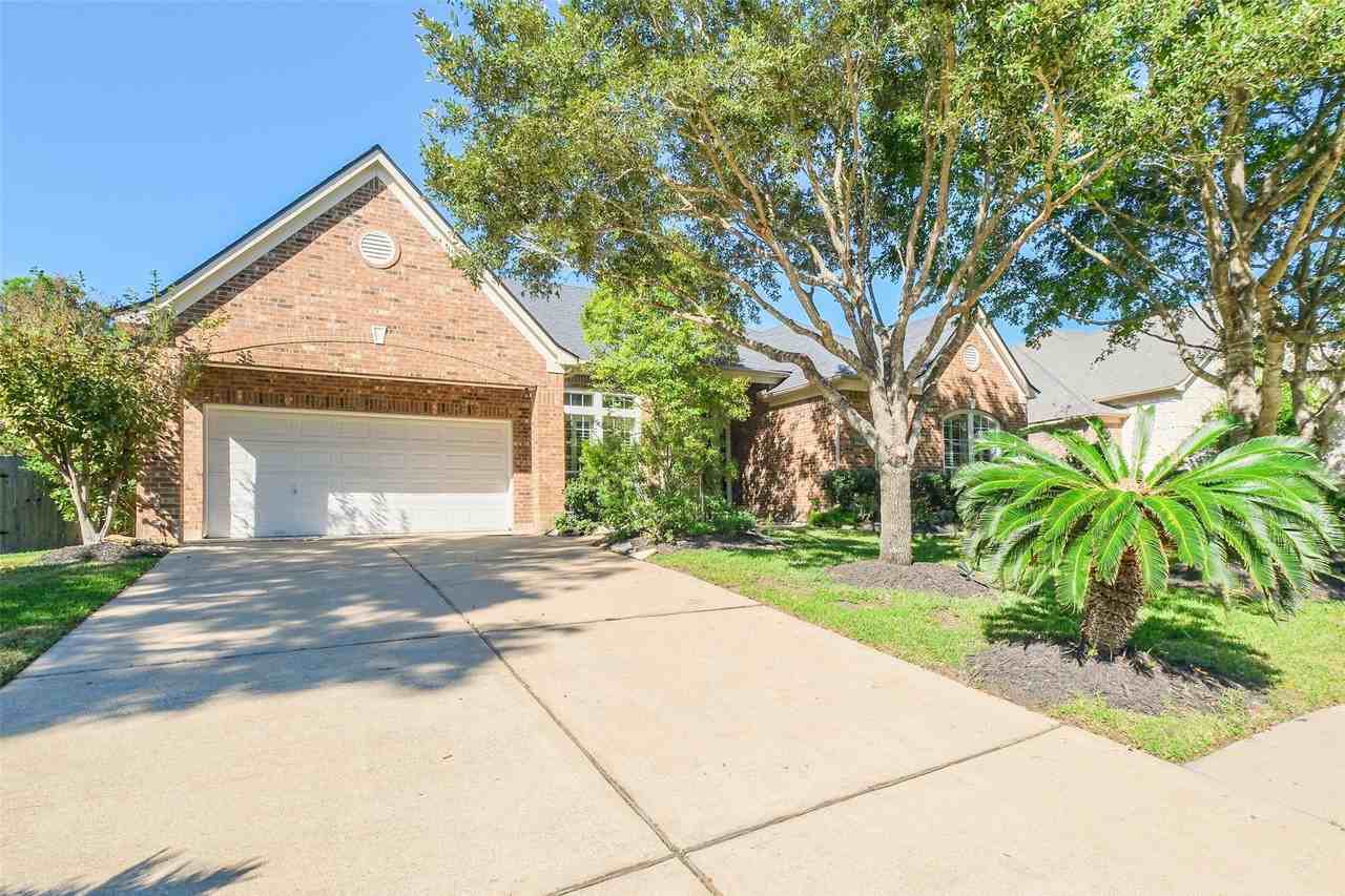 25718 Corey Cove Ln - Photo 3 of 43