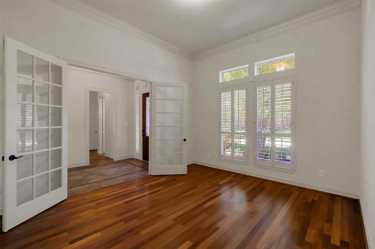 25718 Corey Cove Ln - Photo 5 of 43