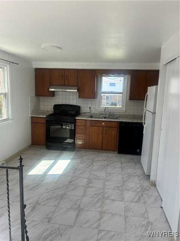 500 Dick Rd - Photo 3 of 33