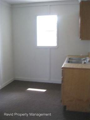 230 S. Lauderdale - Photo 2 of 4