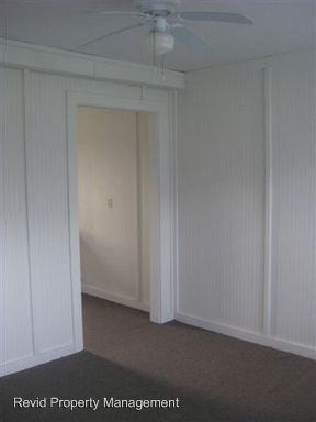 230 S. Lauderdale - Photo 3 of 4