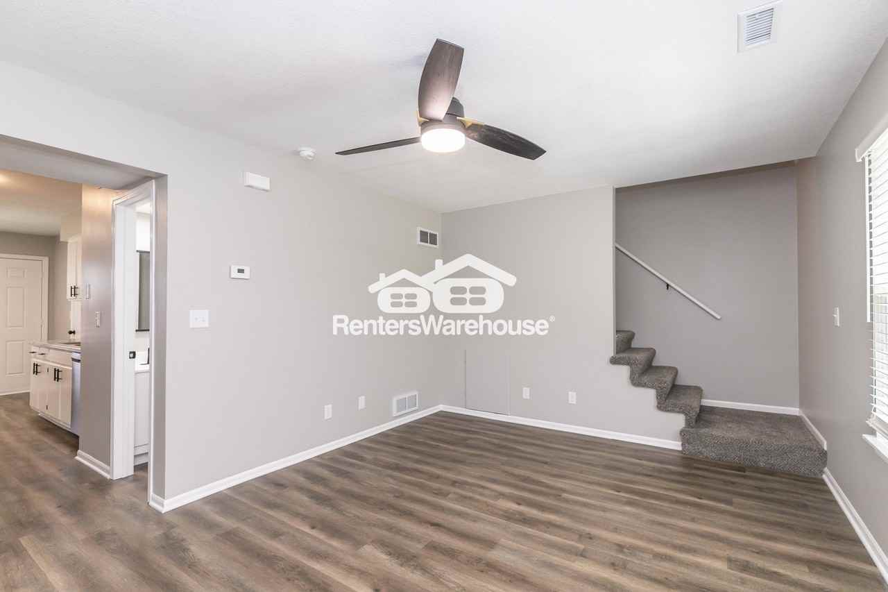 145 N Crest Dr - Photo 3 of 22