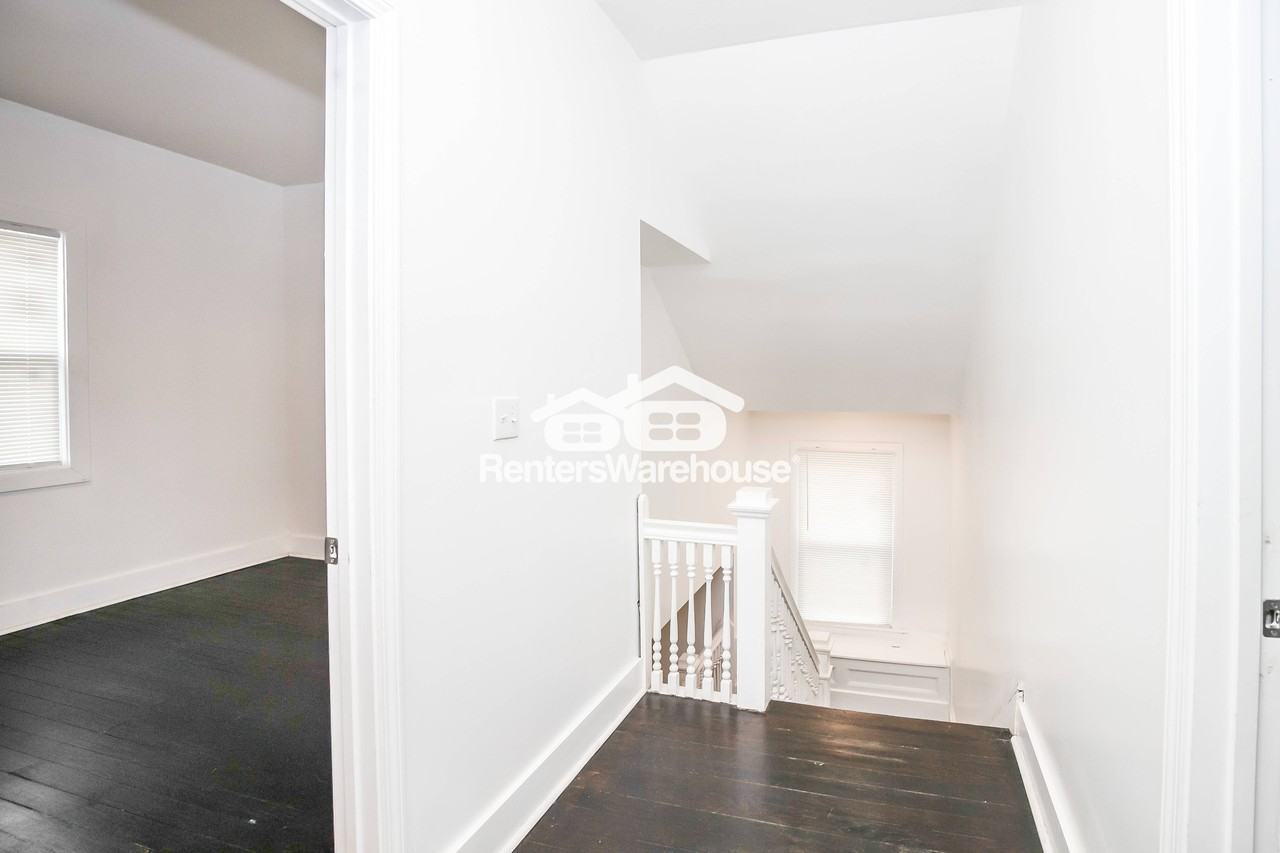 1322 Yecker Ave - Photo 6 of 25