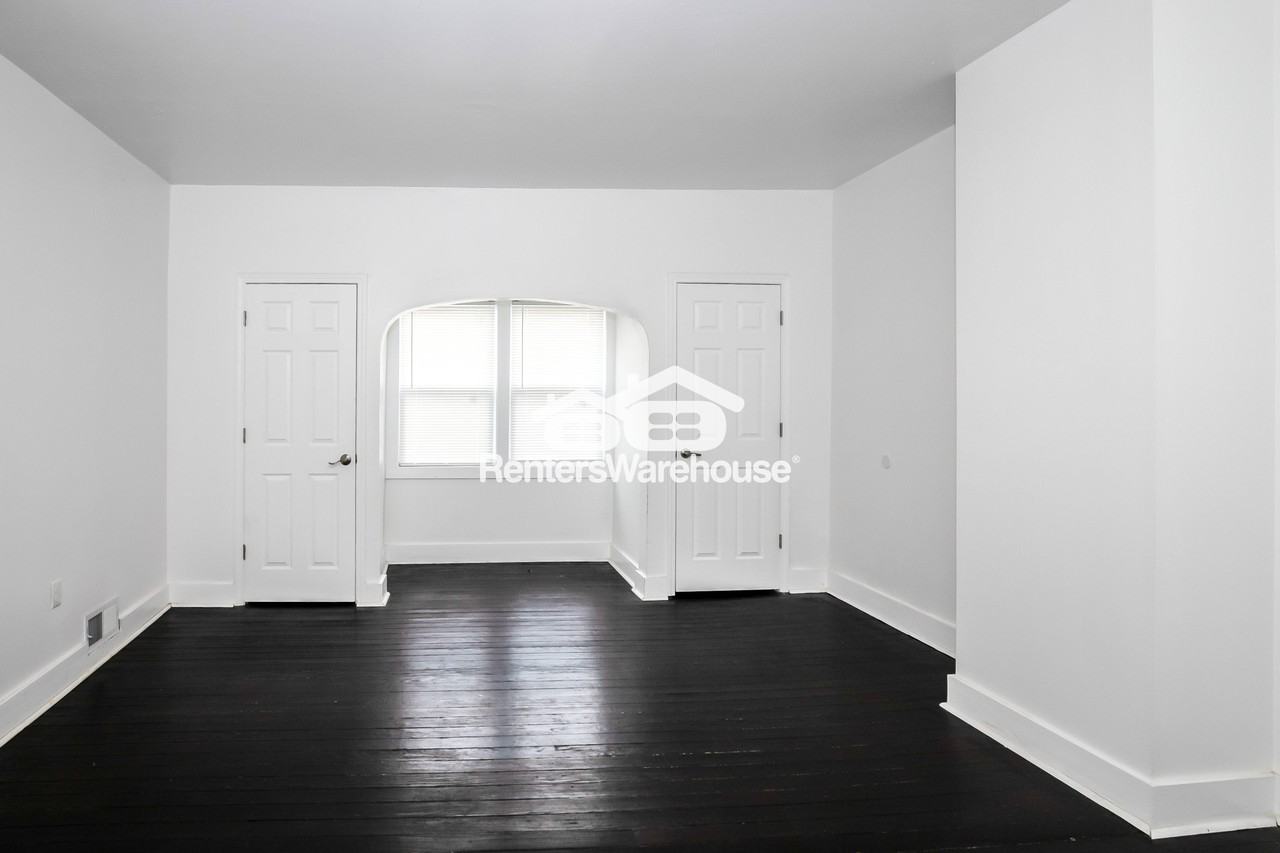 1322 Yecker Ave - Photo 5 of 25