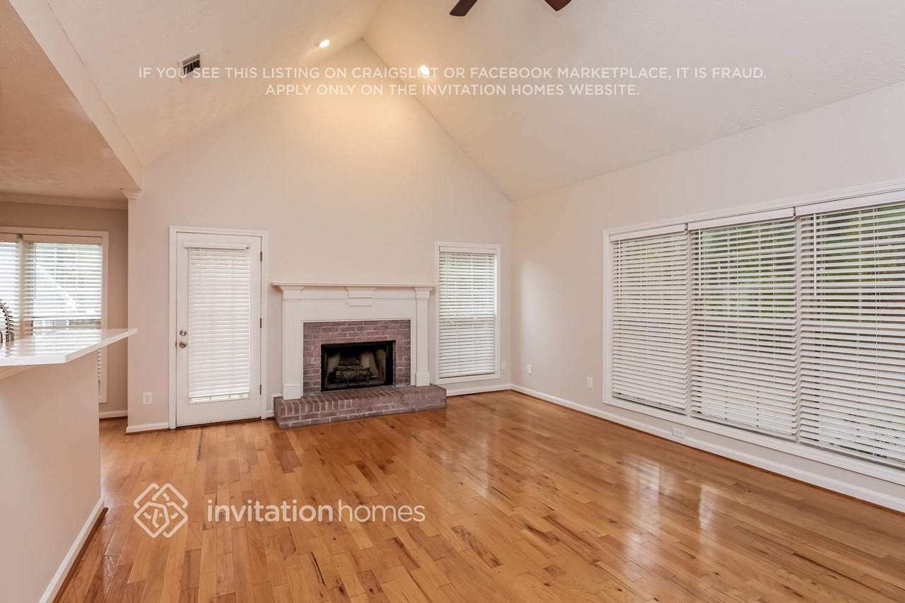 4157 Chatham Point Way - Photo 2 of 17