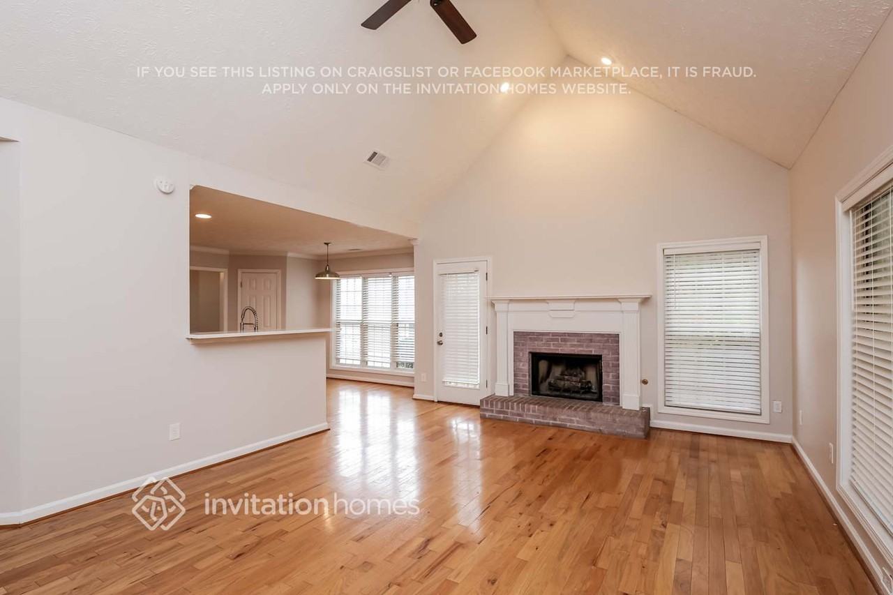 4157 Chatham Point Way - Photo 4 of 17