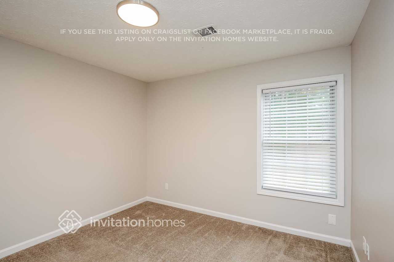 4157 Chatham Point Way - Photo 7 of 17
