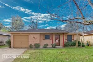 featured image of 1835 Wren Dr