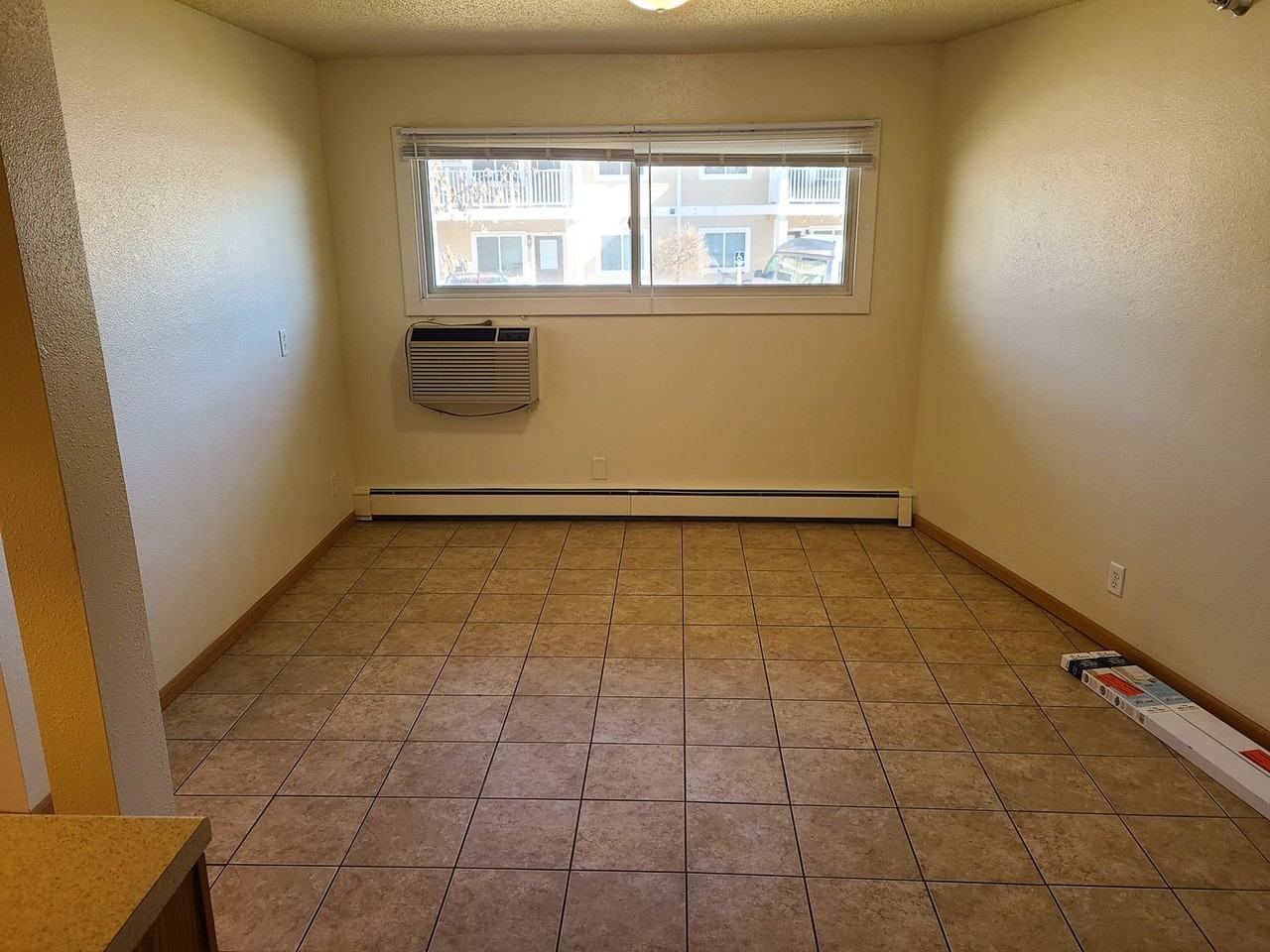 Bluffview Apartments - Photo 2 of 28