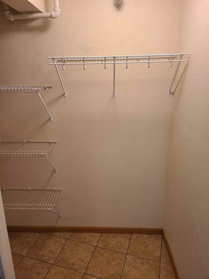 Bluffview Apartments - Photo 3 of 28