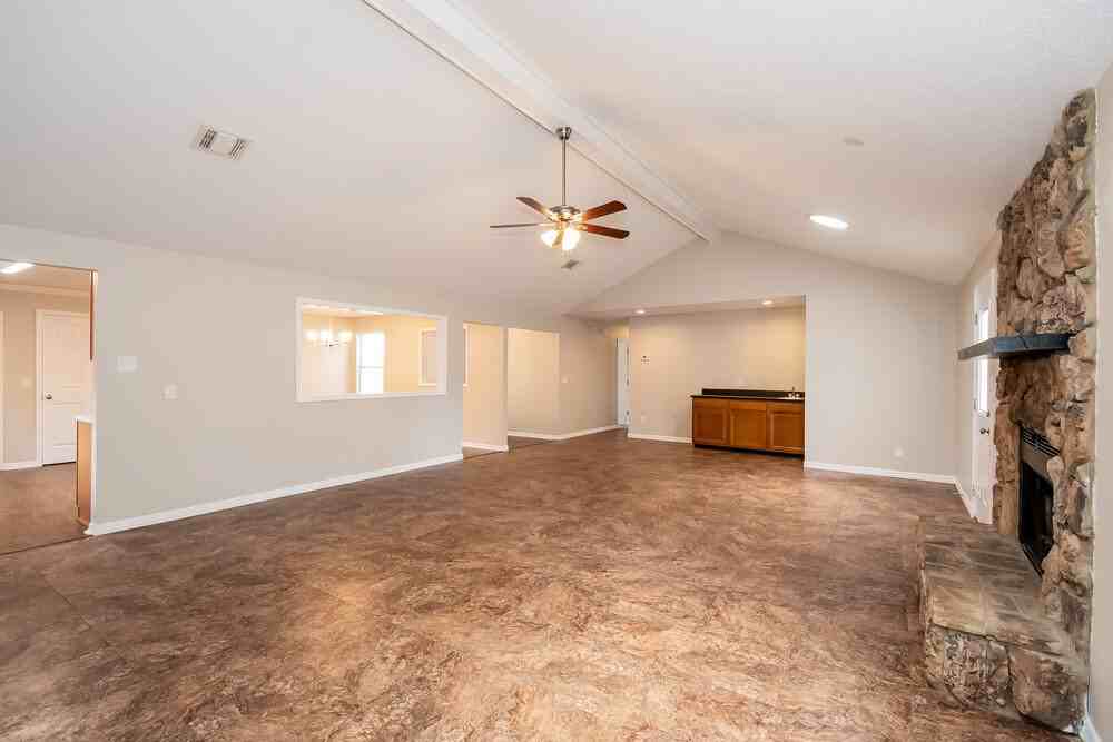 11041 Losco Junction Dr - Photo 4 of 17