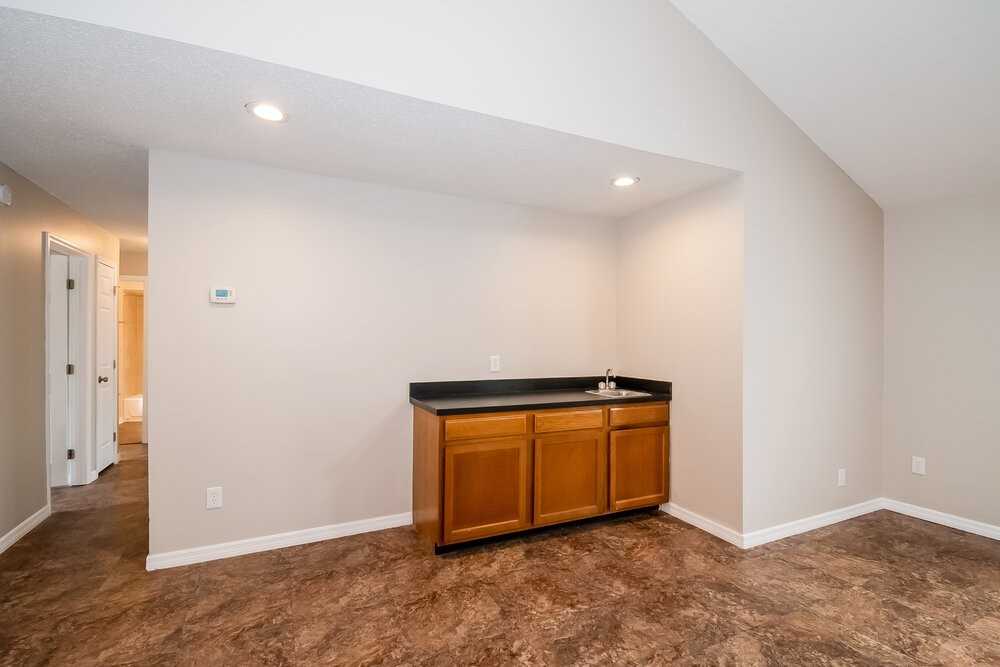 11041 Losco Junction Dr - Photo 5 of 17