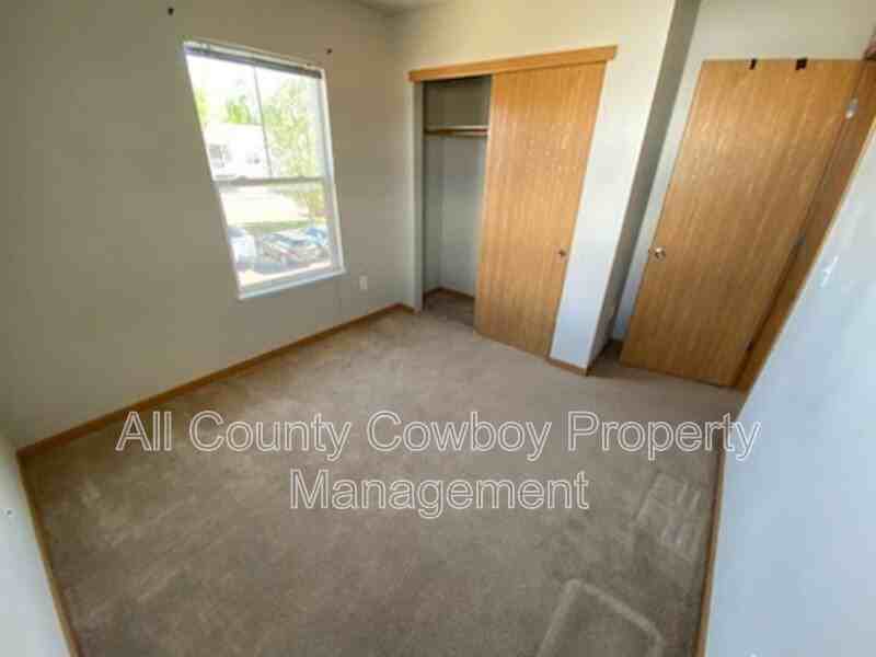 507 Mitchell St - Photo 7 of 10