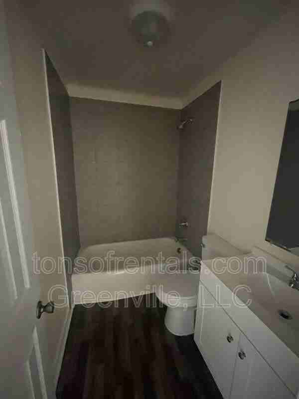 691 Fairfax St - Photo 6 of 7