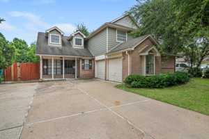 featured image of 4807 Shadowdale Dr