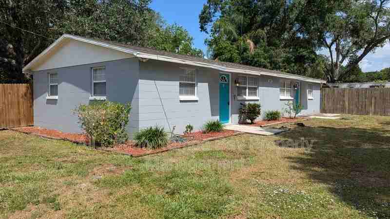 2204 Irene St #B - Photo 2 of 16