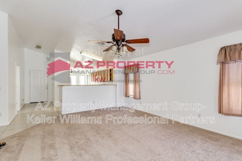 18140 W Mission Ln - Photo 3 of 31