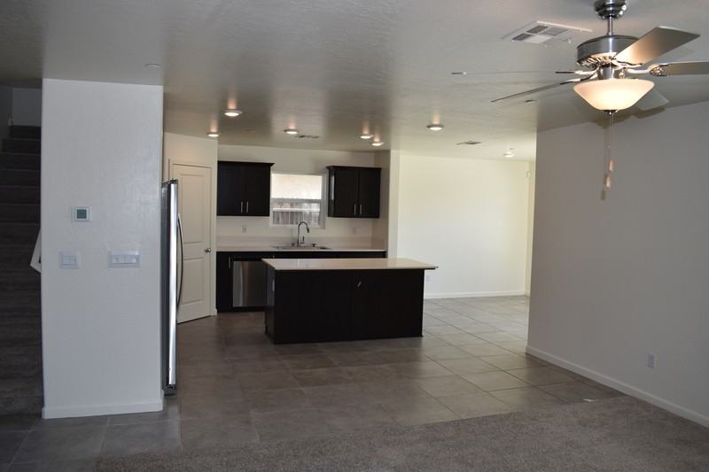 698 Jessie Dr - Photo 7 of 49