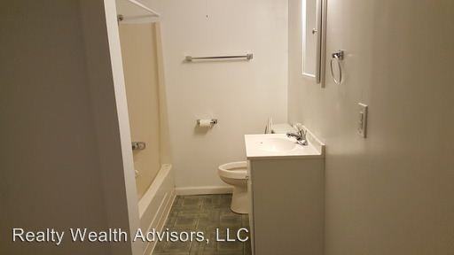 4526 Mesa Dr - Photo 3 of 9