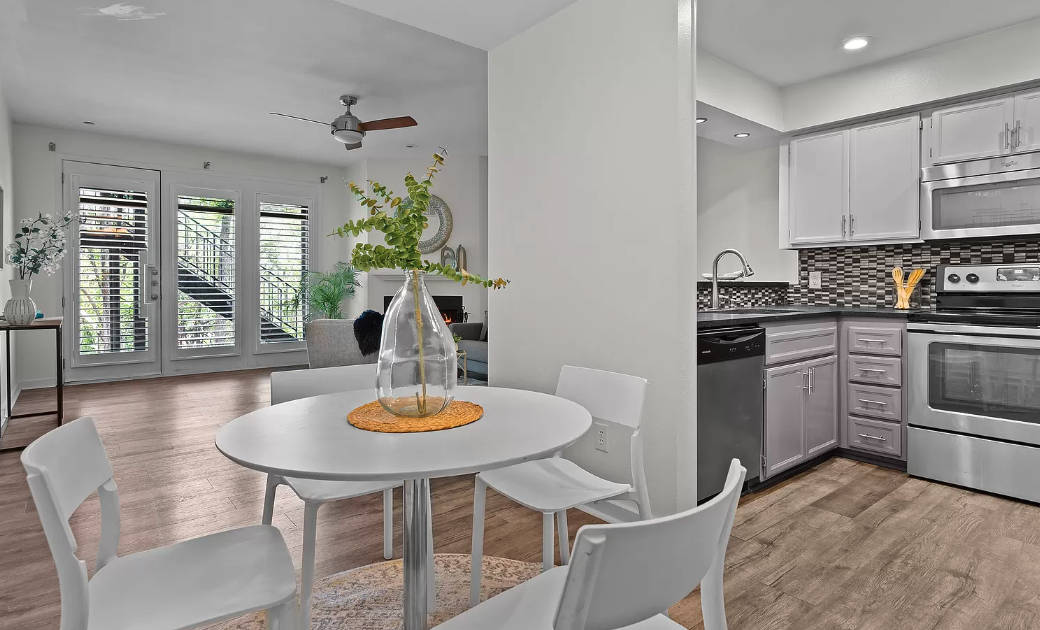 1501 Barton Springs Road #8837.11 - Photo 5 of 13