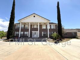 featured image of 2506 W Grandview Dr