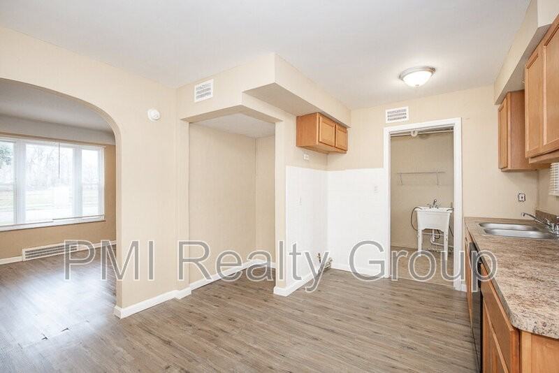 645 Babbitt Rd - Photo 6 of 23
