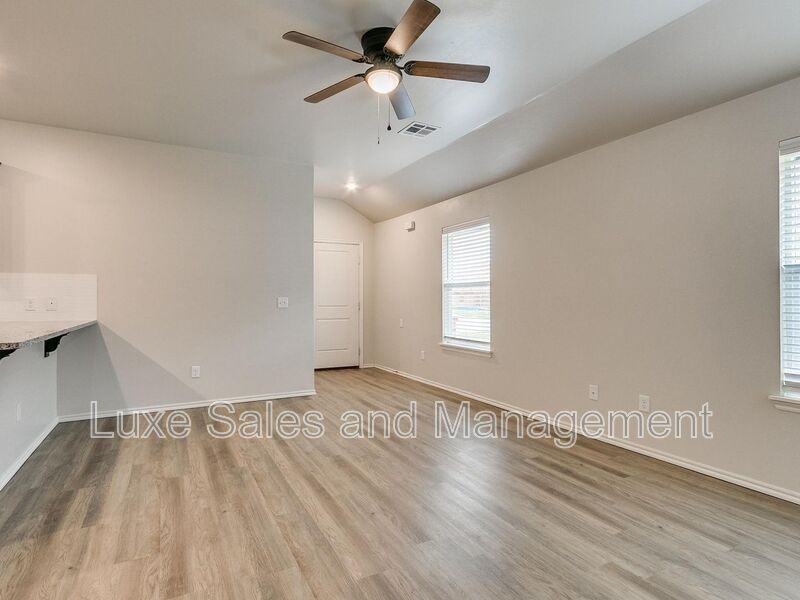 10712 Lawson Place Rd - Photo 4 of 20