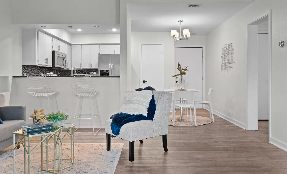 1501 Barton Springs Road #36557 - Photo 4 of 12