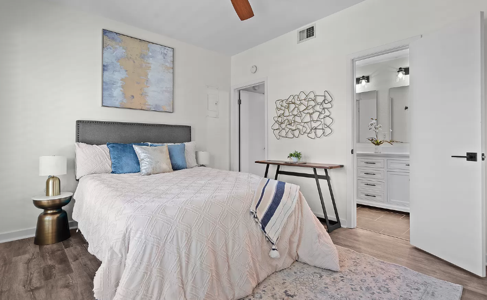 1501 Barton Springs Road #36557 - Photo 7 of 12