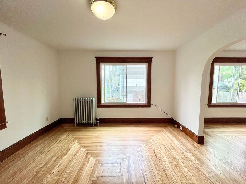 24 Upland St #1stFL - Photo 3 of 8