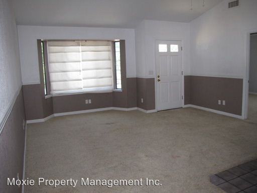 2761 Chaparral Ln - Photo 2 of 19