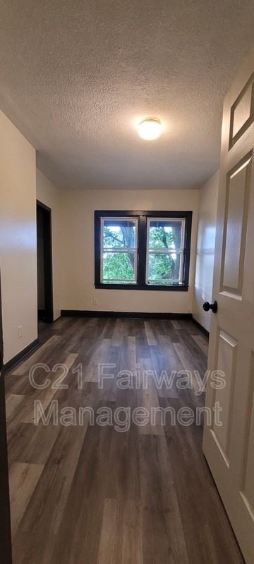 1964 Perrysville Ave - Photo 2 of 9